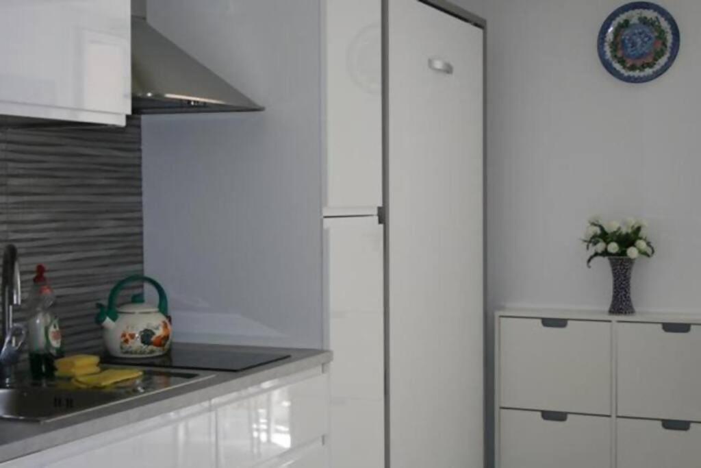 Las Lanzas Studio Apartment Playa Muchavista El Campello Kültér fotó